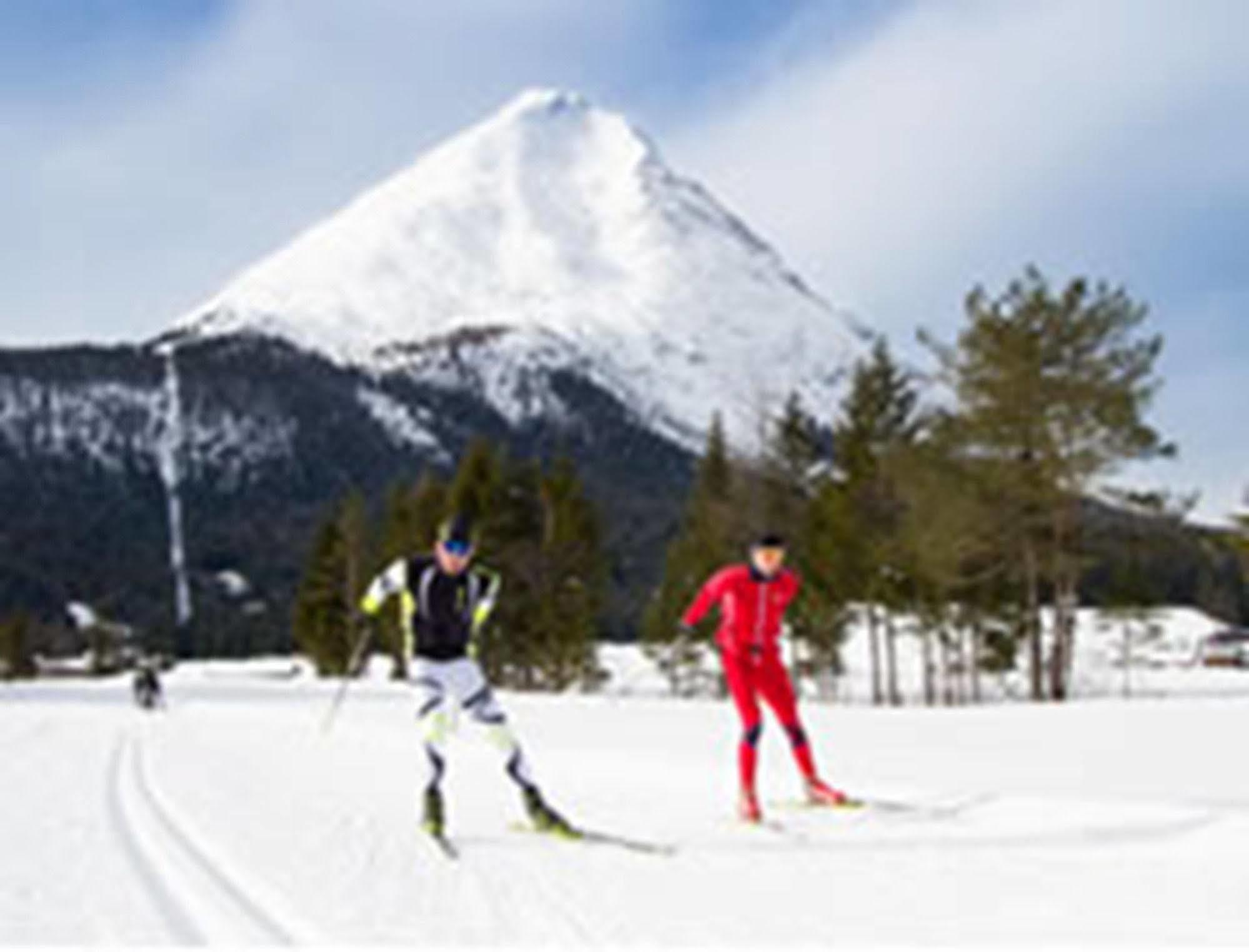 Hotel Central Seefeld in Tirol Ngoại thất bức ảnh